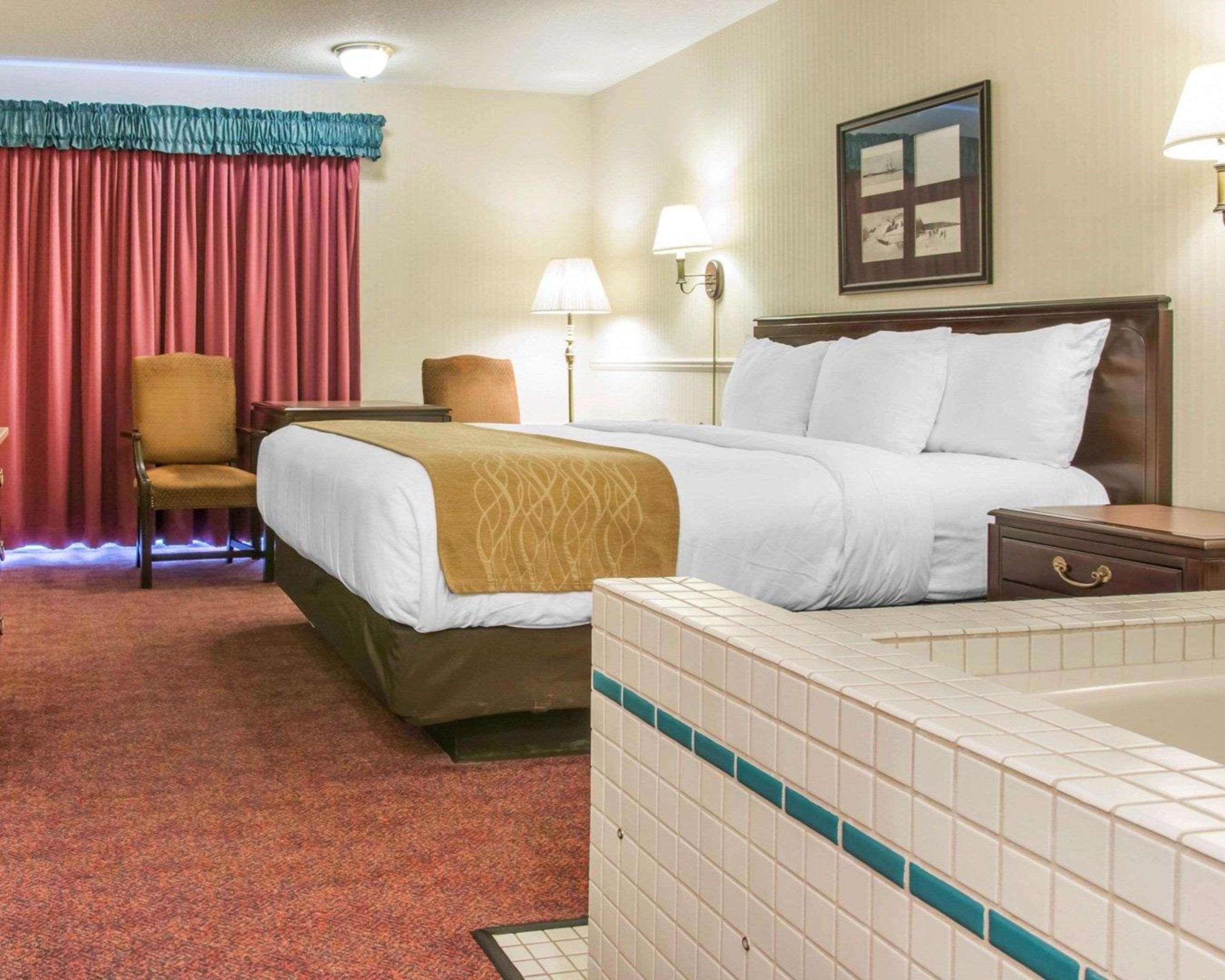 Comfort Inn Lakeside Mackinaw City Esterno foto