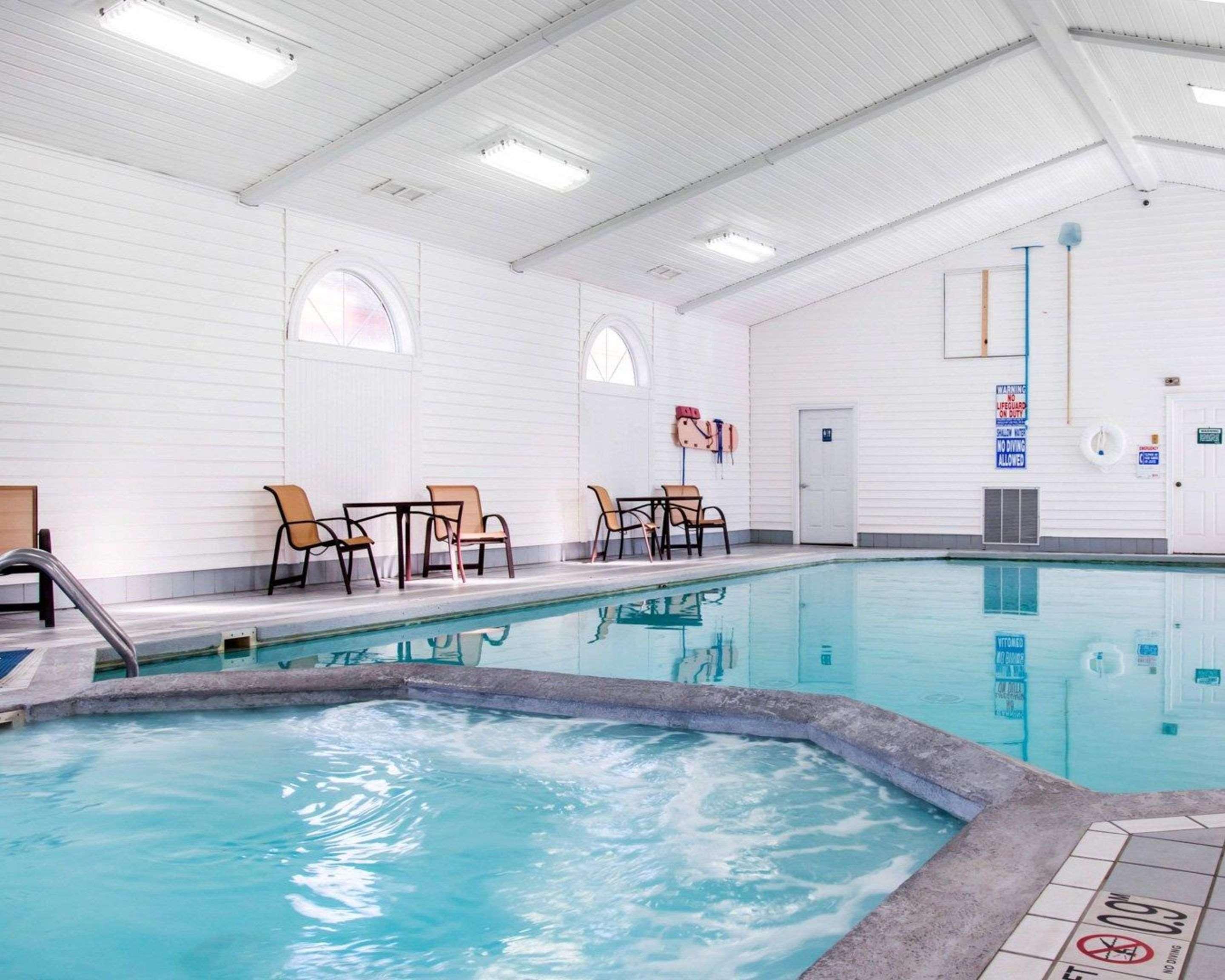 Comfort Inn Lakeside Mackinaw City Esterno foto