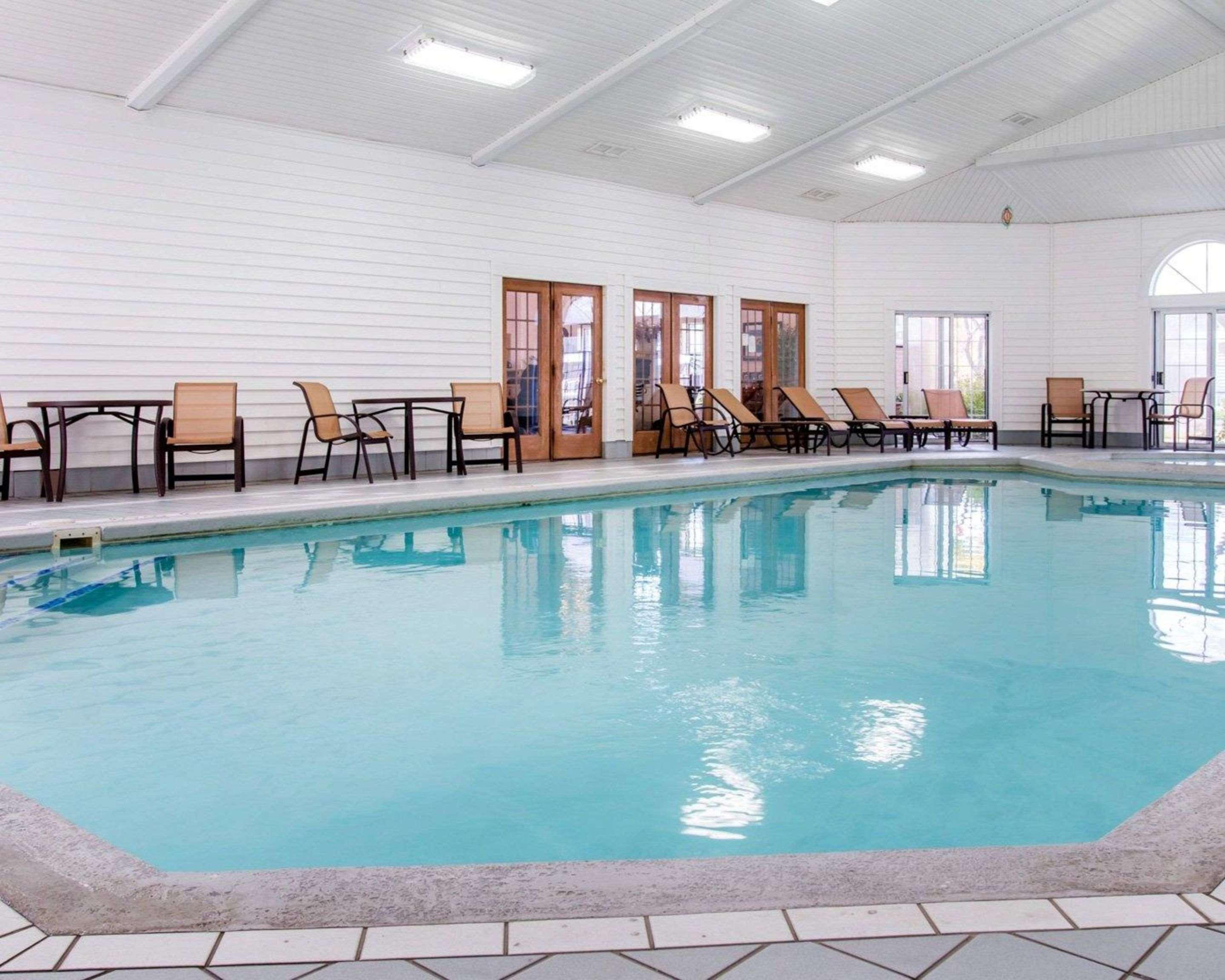 Comfort Inn Lakeside Mackinaw City Esterno foto