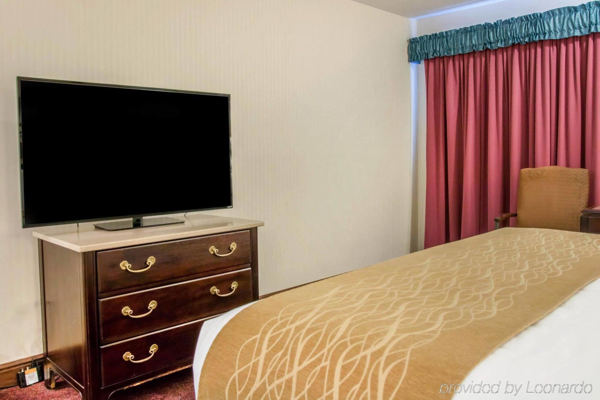 Comfort Inn Lakeside Mackinaw City Esterno foto