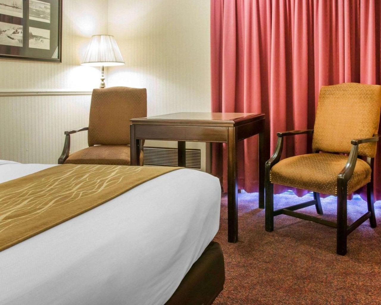 Comfort Inn Lakeside Mackinaw City Esterno foto